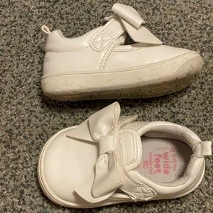 Stride Rite Kamilla Sneakers